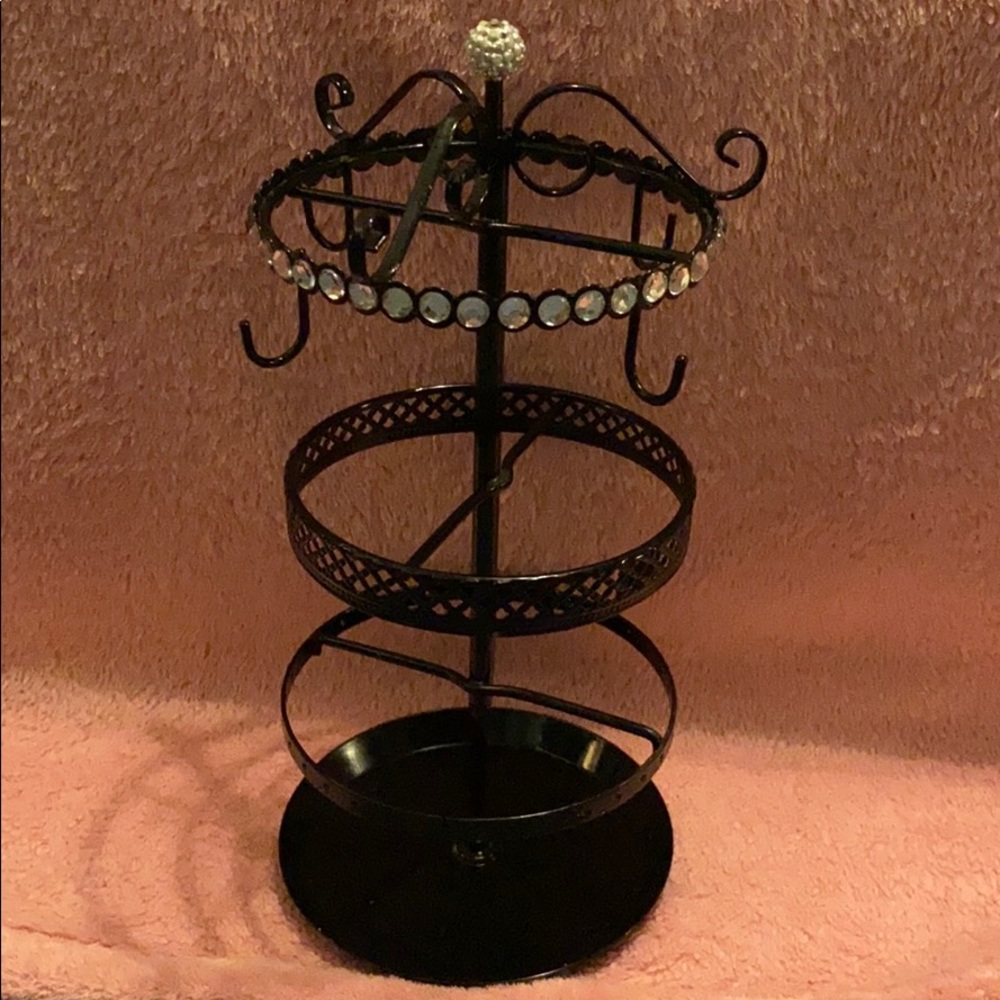COPY - Cute Jewelry Holder